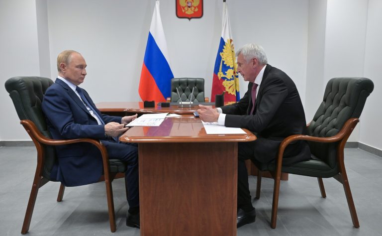 Nem lehet egyik pillanatról a másikra leállítani az orosz-ukrán háborút