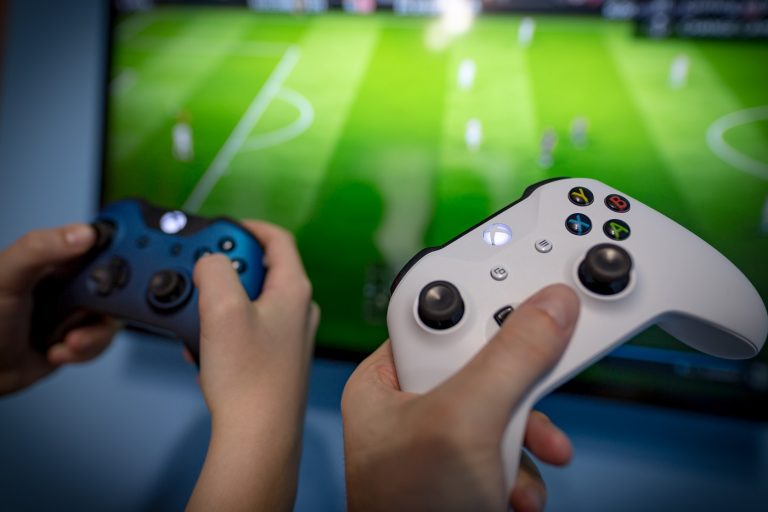 Hatalmas hét jön az Xbox-játékosoknak – 40 új játék érkezik