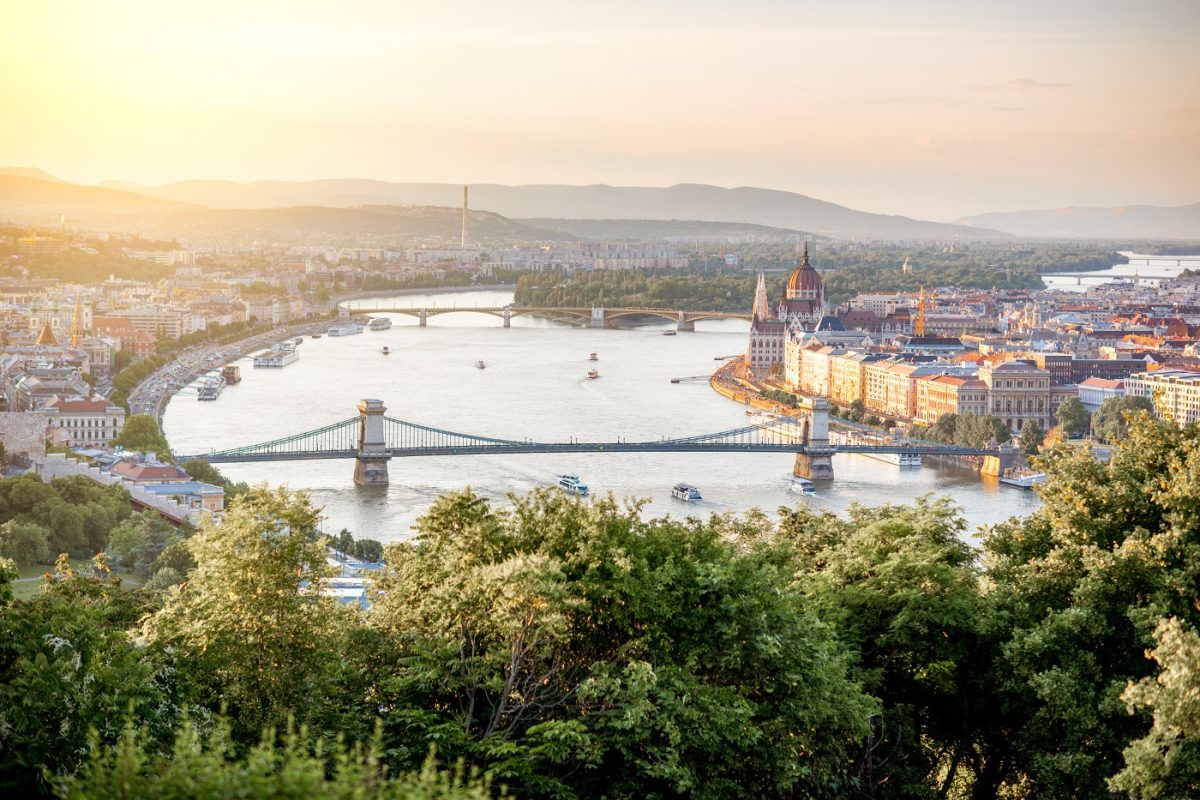 Hőség, zivatarok, majd újra napsütés – ilyen lesz szeptemberi időjárás az első héten