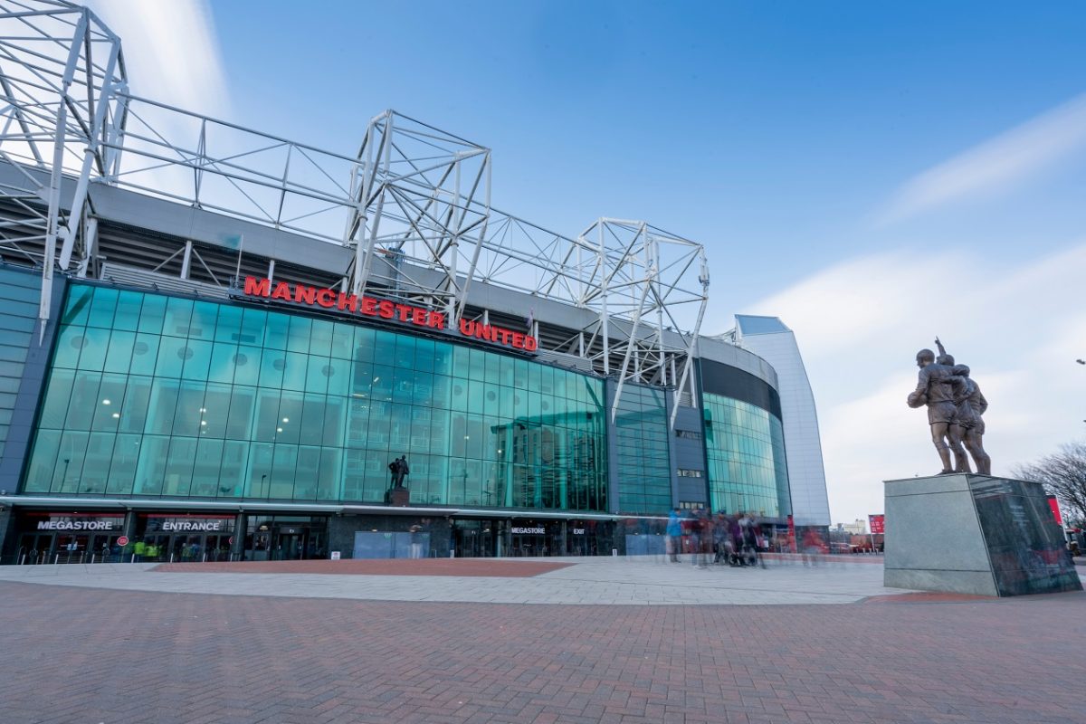 115 millió fonttal próbálják lehúzni a Manchester Unitedet