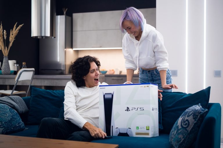 Már holnaptól látványosan drágább a PS5 az USA-ban, de mi a helyzet Magyarországon?