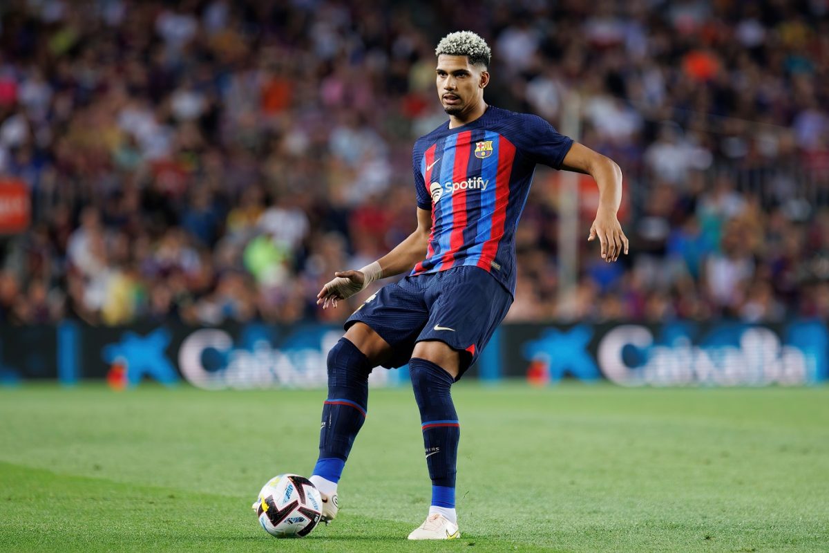 A Barcelona védőjét is akarja a Liverpool