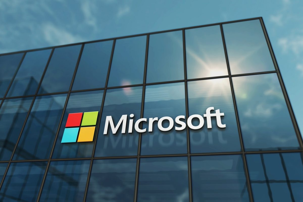 Két Microsoft-alkalmazottat bocsátottak el, miután betörtek az elnök irodájába