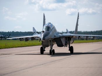 Rendkívüli biztonsági incidens történt Kecskeméten – betörtek a katonai reptérre