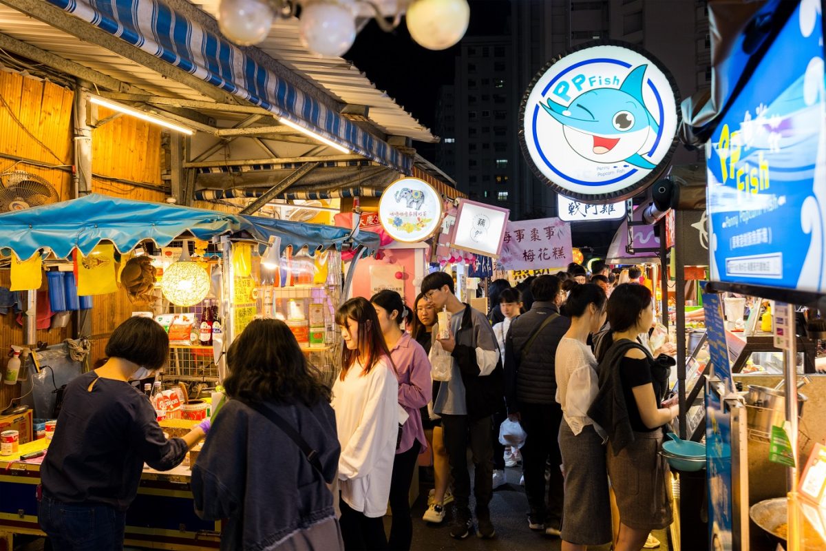 Ez a 11 éves fiú havonta több mint 200 ezer forintot keres