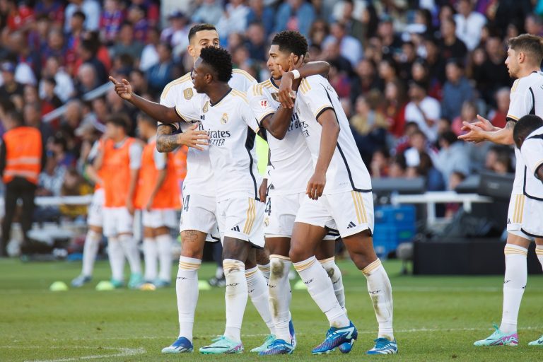 A vártnál hosszabb időre dőlhet ki a sorból Bellingham Madridban