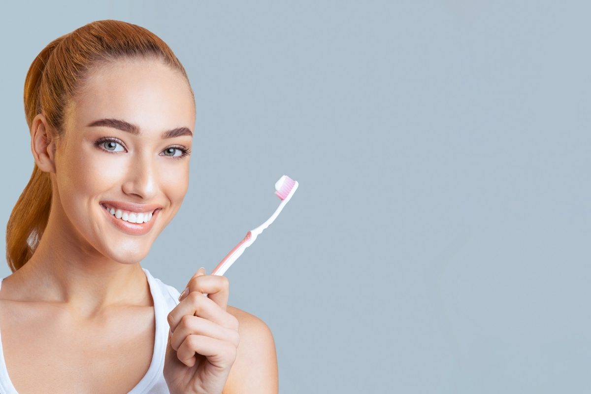 Mi történik, ha csak napi egyszer mosunk fogat? Kiderült a magyarok átlaga