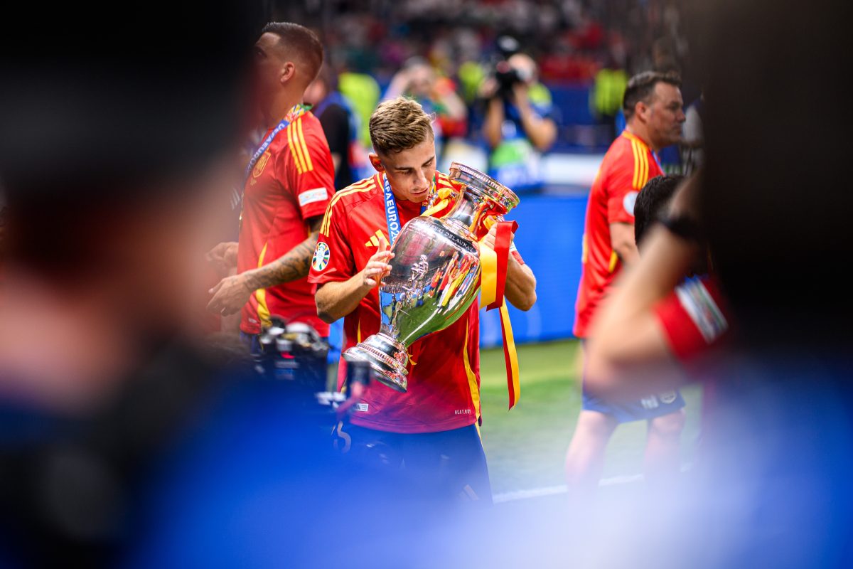 A Chelsea nem viccel – 65 millió euróra növelte a Barcelonának küldött ajánlatát