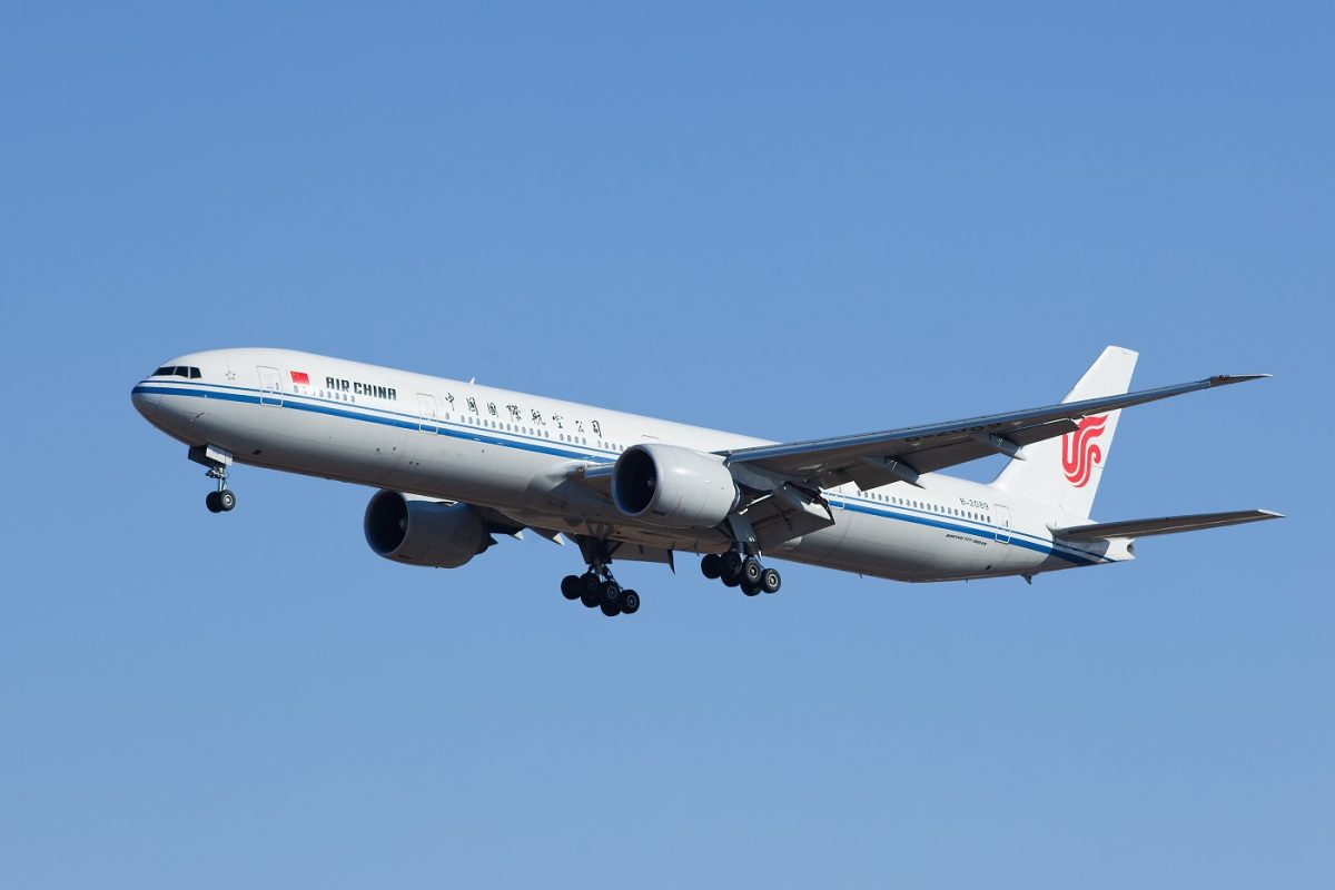 Hajtőműhiba miatt 311 emberrel a fedélzetén hajtott végre kényszerleszállást az Air China gépe Szibériában