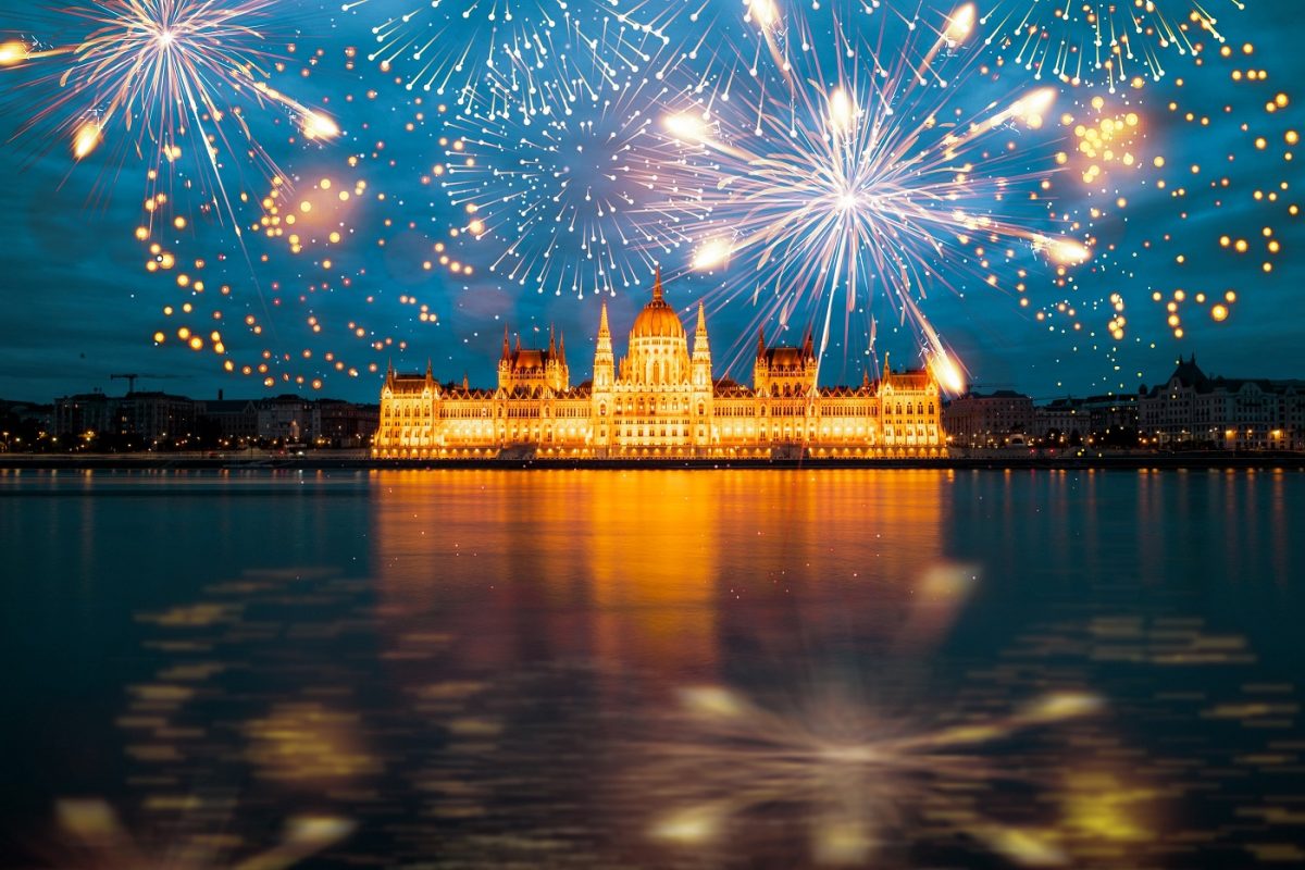 Megvannak a számok, ennyivel voltak többen kint a tűzijátékon tavalyhoz képest Budapesten