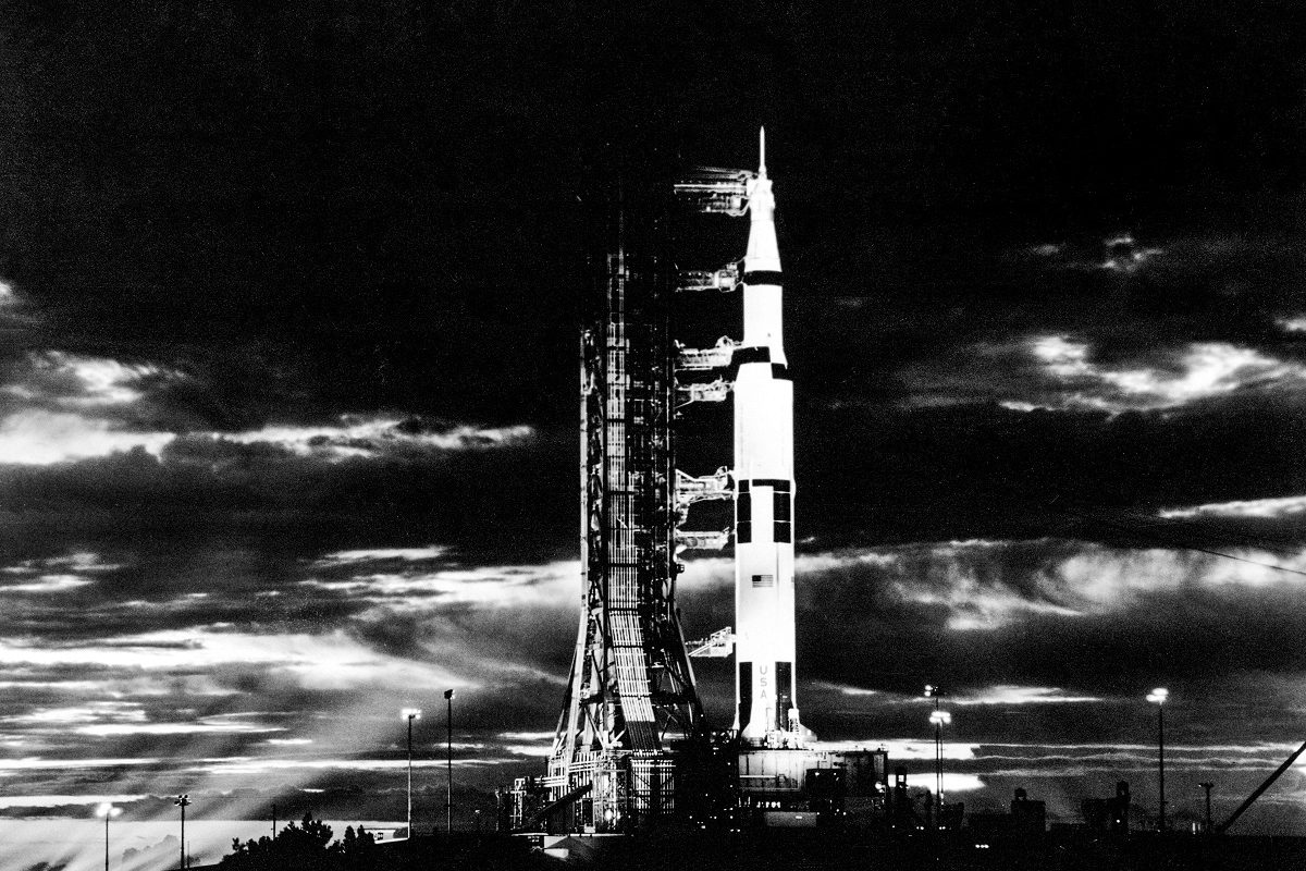 Meghalt a NASA legendás űrhajósa, Tom Hanks is üzent