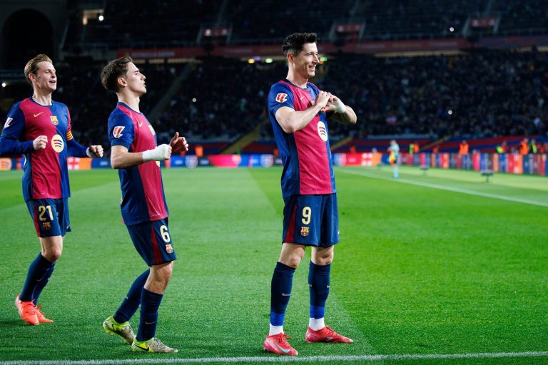 Váratlanul csapaton belül pótolhatja a Barcelona a távozás előtt álló Lewandowskit