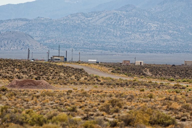 Egy rendkívül titokzatos repülőgép jelent meg hírhedt 51-es körzet felett (videó)