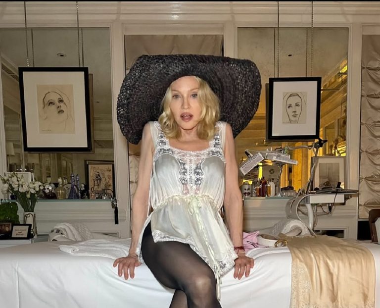 A 67 esztendős Madonna hivatalosan is nyugdíjas lett, így néz ki a 29 éves pasija