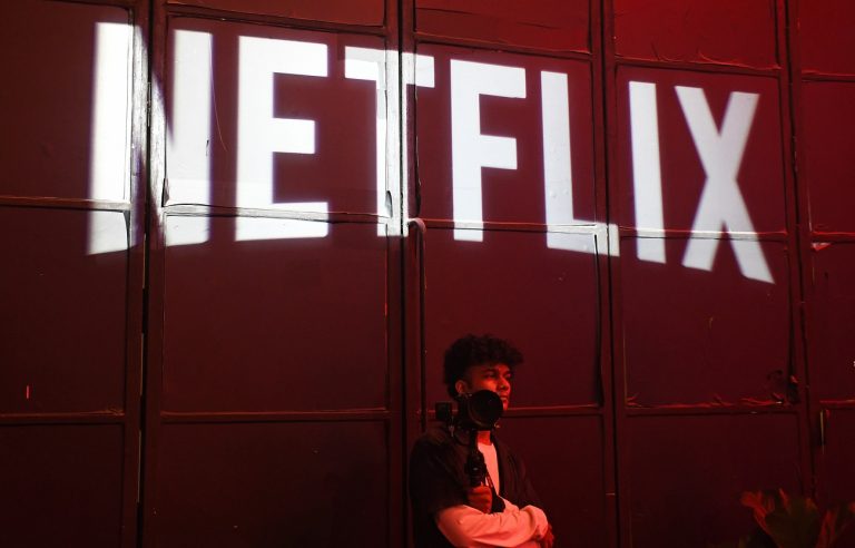 Három év után visszatér a Netflix egyik legnagyobb sorozata, ami jobb lehet a Squid Game-nél