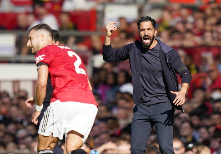 A Manchester United edzője azt mondja, a pápa sem tudná rávenni a változtatásra