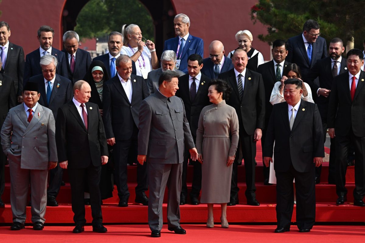 Az Egyesült Államok izzadhat, Kína szorosabbra akarja venni a viszonyt Észak-Koreával