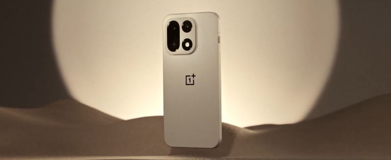 Jön az elmúlt évek egyik legjobb okostelefonja, elképesztő kamerát kapott a OnePlus 15