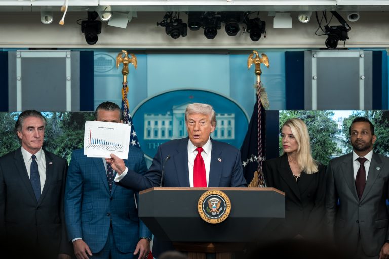 Megtörtént a rendkívüli bejelentés az amerikai kormány részéről