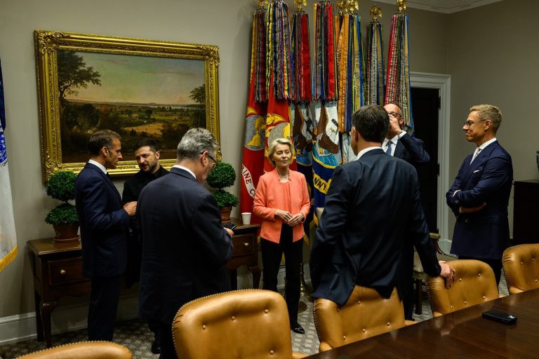 Fájdalmas csapást kapott Ursula von der Leyen az európaiktól – megvannak a számok