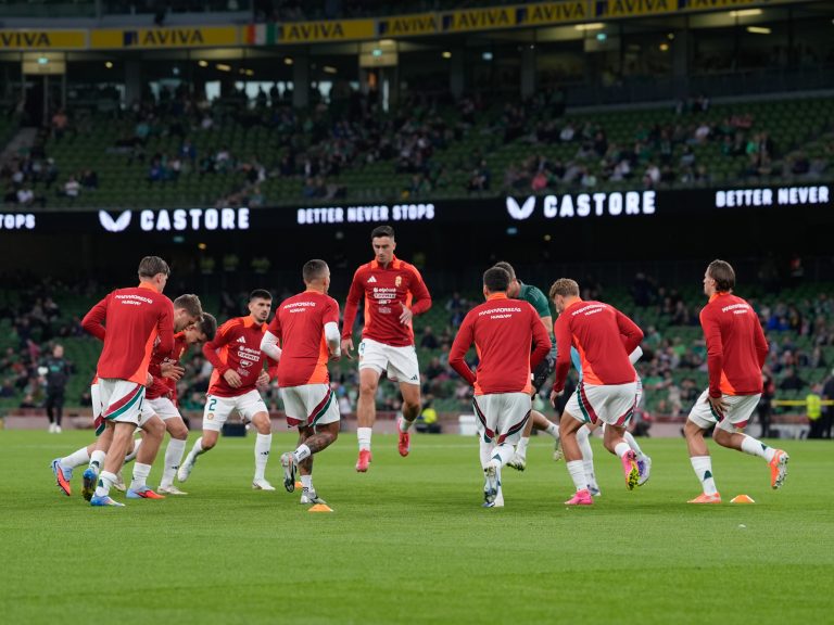 Egy nagyon fájdalmas 2-2-es döntetlent játszott a magyar válogatott Írországban