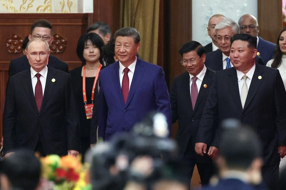 Míg Észak-Koreában éheznek az emberek, Kim Dzsongun hatalmas luxusban él