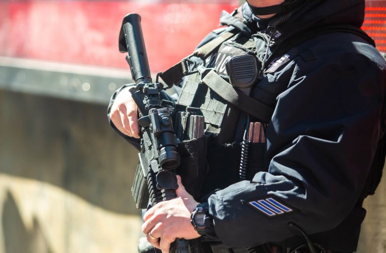 Óriási a készültség egy amerikai iskolai lövöldözés miatt – több diák kritikus állapotban van