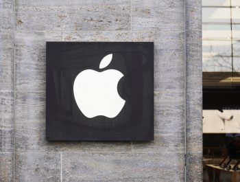 Apple Watch SE 3 – a valaha volt egyik legjobb okosóra, elérhető áron