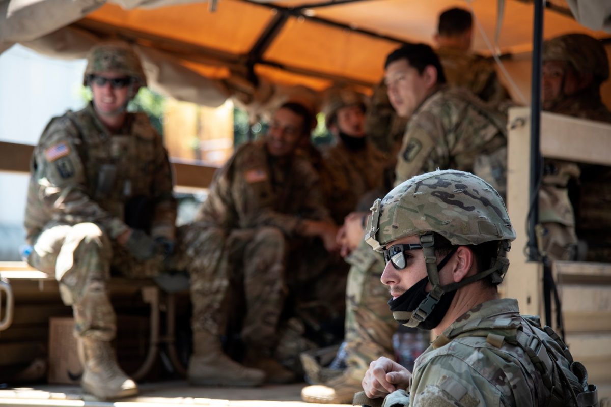 Már akkora a bűnözés Washingtonban, hogy a katonák decemberig maradnak az utcákon