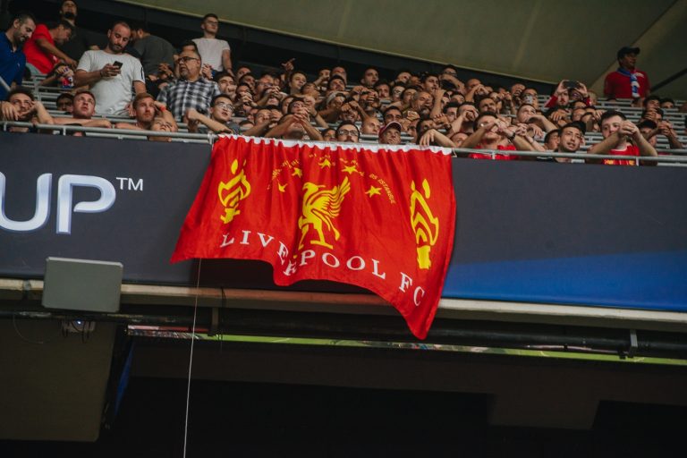 Szoboszlai és Kerkez nagy napja – élőben adja a Burnley-Liverpool meccset a tévé