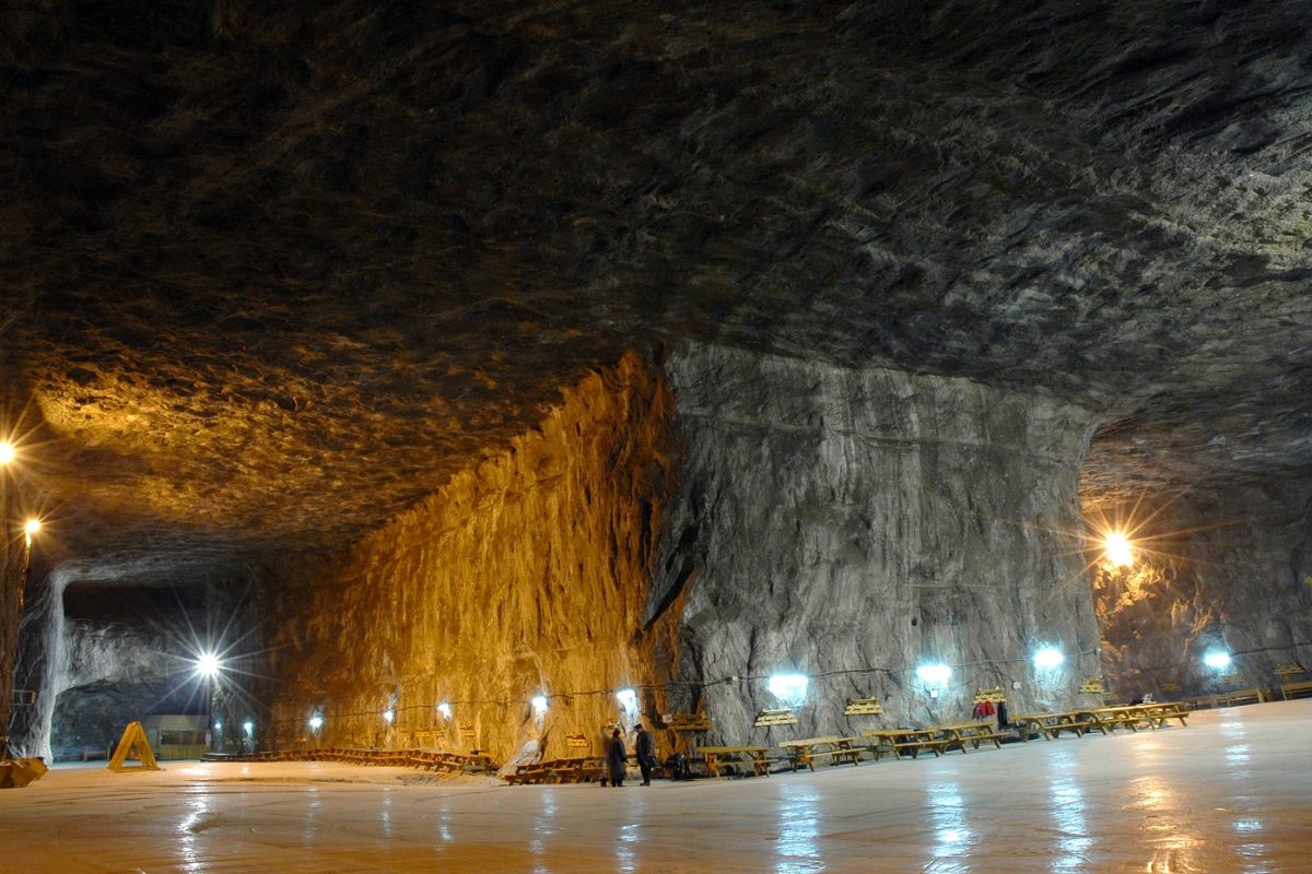 Parajdi bányakatasztrófa: újabb 30 napig marad a vészhelyzet