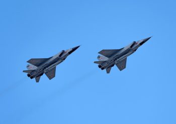 Már rendkívüli ülést tart az ENSZ Biztonsági Tanácsa az idegen vadászgépek felbukkanása miatt