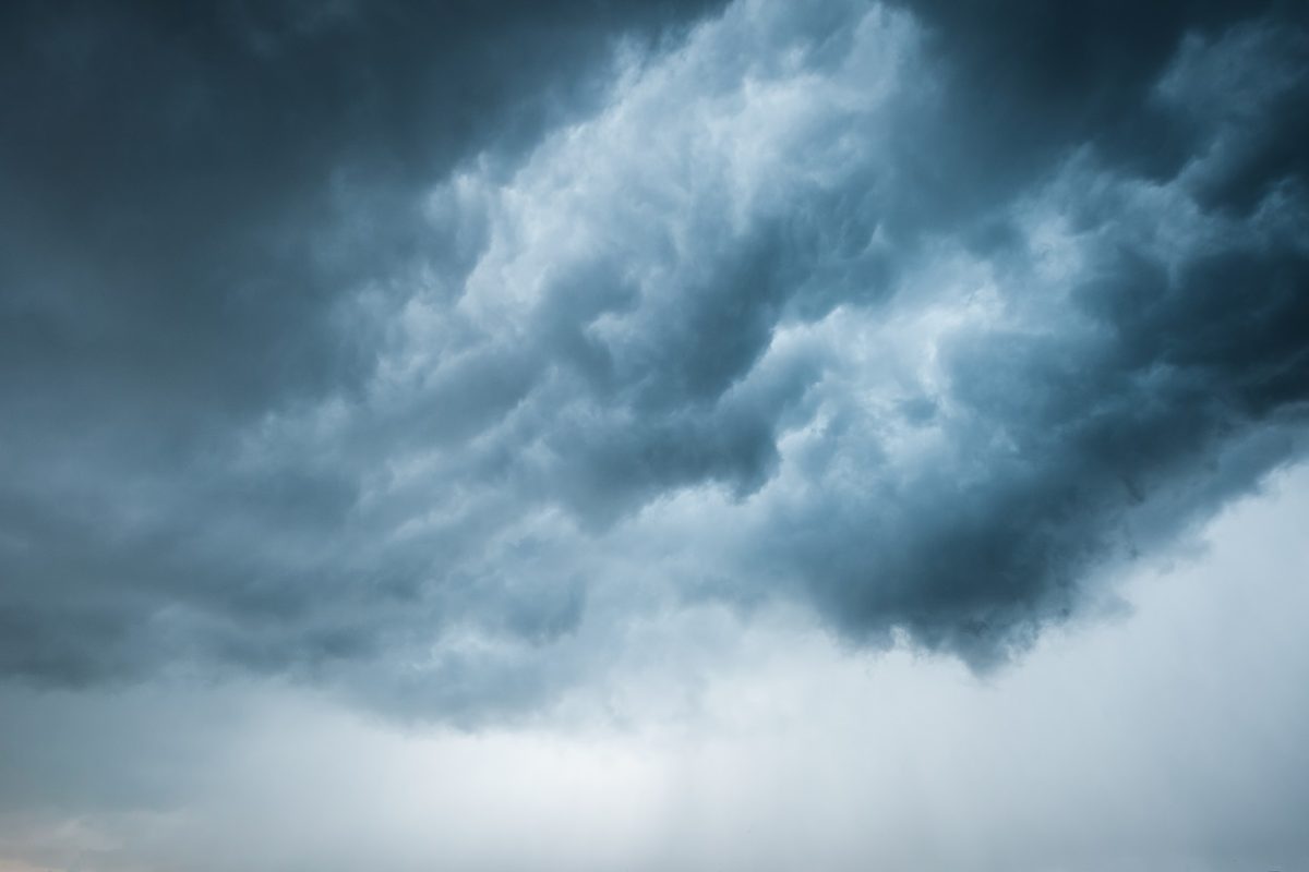 Már másodfokú riasztást adtak ki felhőszakadás veszélye miatt