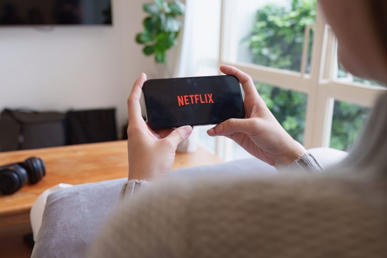 Ha egy igazán egyedi minisorozatot keresel a Netflixen, már meg is találtad