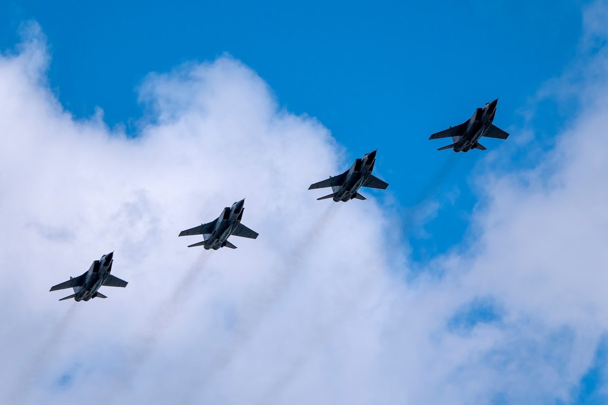 A NATO rögtön akcióba lendült a rendkívüli észt incidens miatt, elfogták az idegen gépeket