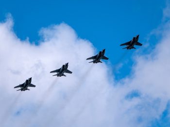 A NATO rögtön akcióba lendült a rendkívüli észt incidens miatt, elfogták az idegen gépeket