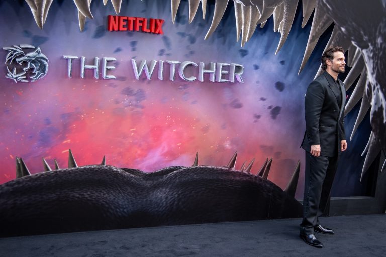 Bátor lépés a Netflixtől – a Vaják új évada körül már most nagy a vita