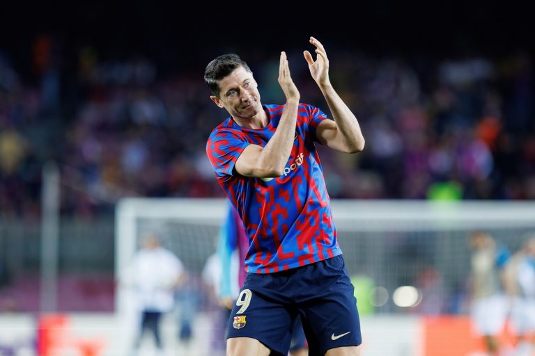 Lewandowski jövője bizonytalan Barcelonában – a klub kivár a szerződéshosszabbítással