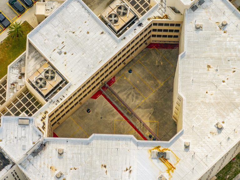 Kivégzőosztag végezhet Charlie Kirk gyilkosával, Tyler Robinsonnal