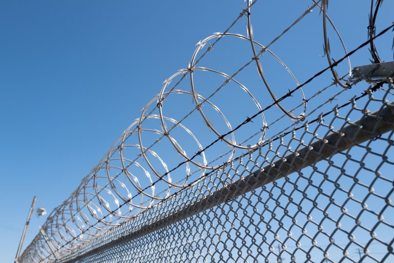 Egy 19 éves sportolólány is meghalt miatta – 20 és fél év börtönt kapott a sofőr