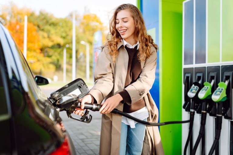 Akit érdekelnek az új benzinárak, most jól figyeljen