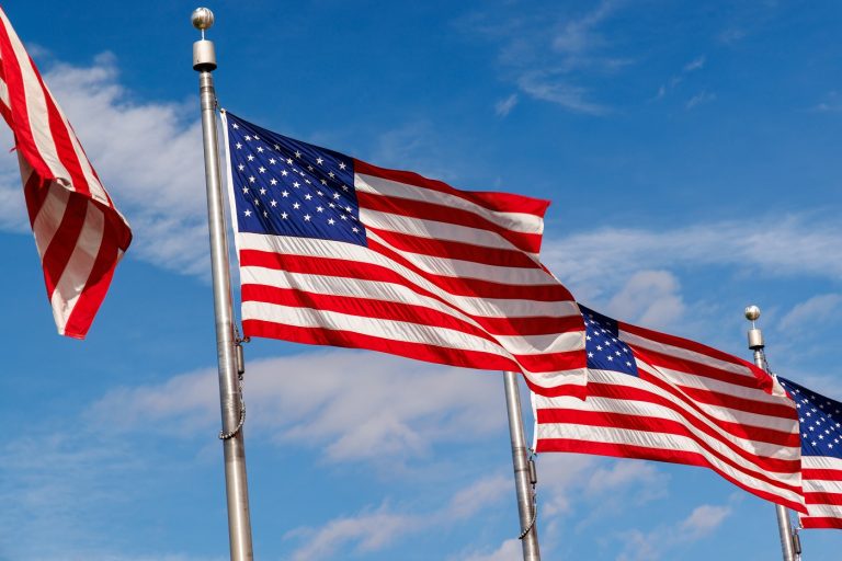 Számos döbbenetes információ érkezett Charlie Kirk gyilkosáról és az elfogás körülményeiről