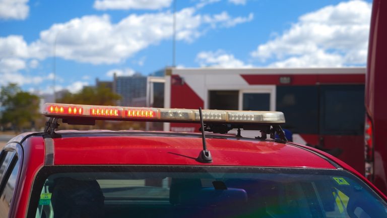 Megrázó tragédia történt – életüket vesztették a szülők, a hét gyerekük pedig megsérült