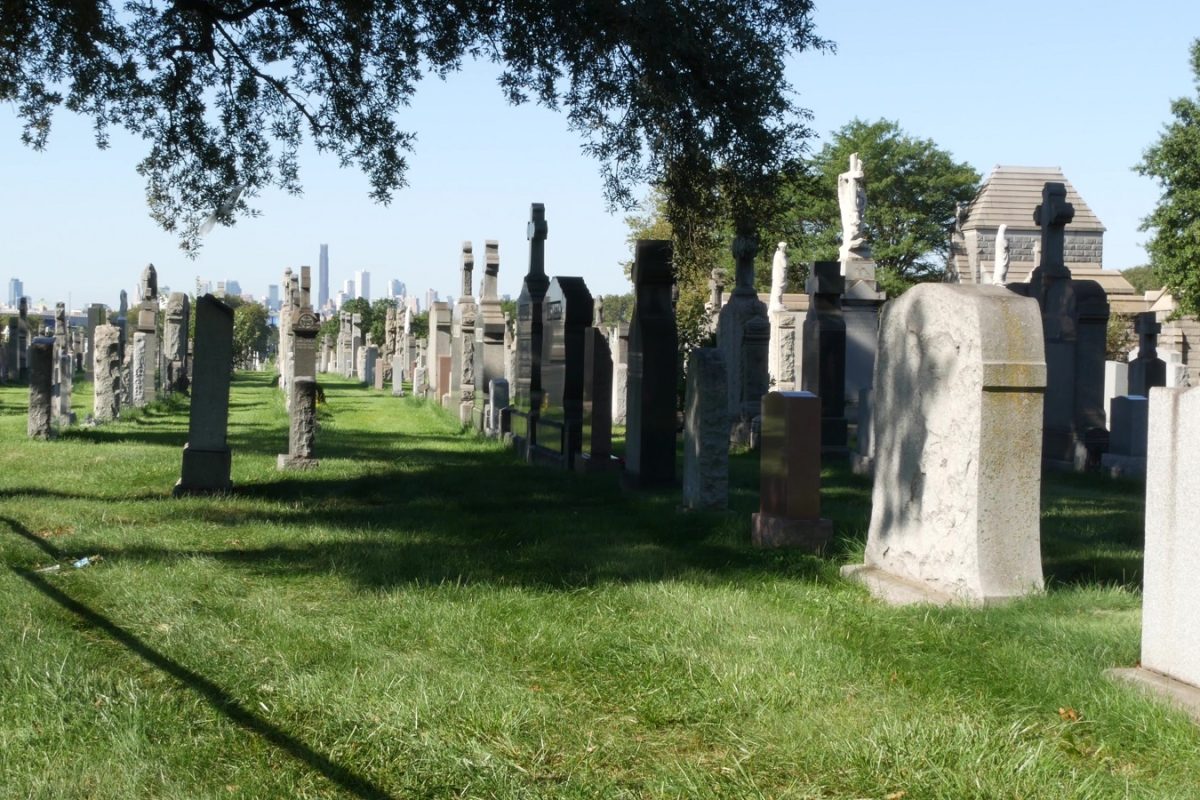 Paranormális jelenség nappal – temető mellett tűnt el az alak