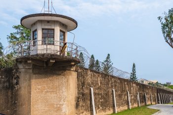 45 év börtönbüntetést kapott egy háromgyermekes volt börtönőr kivégzésszerű meggyilkolásáért