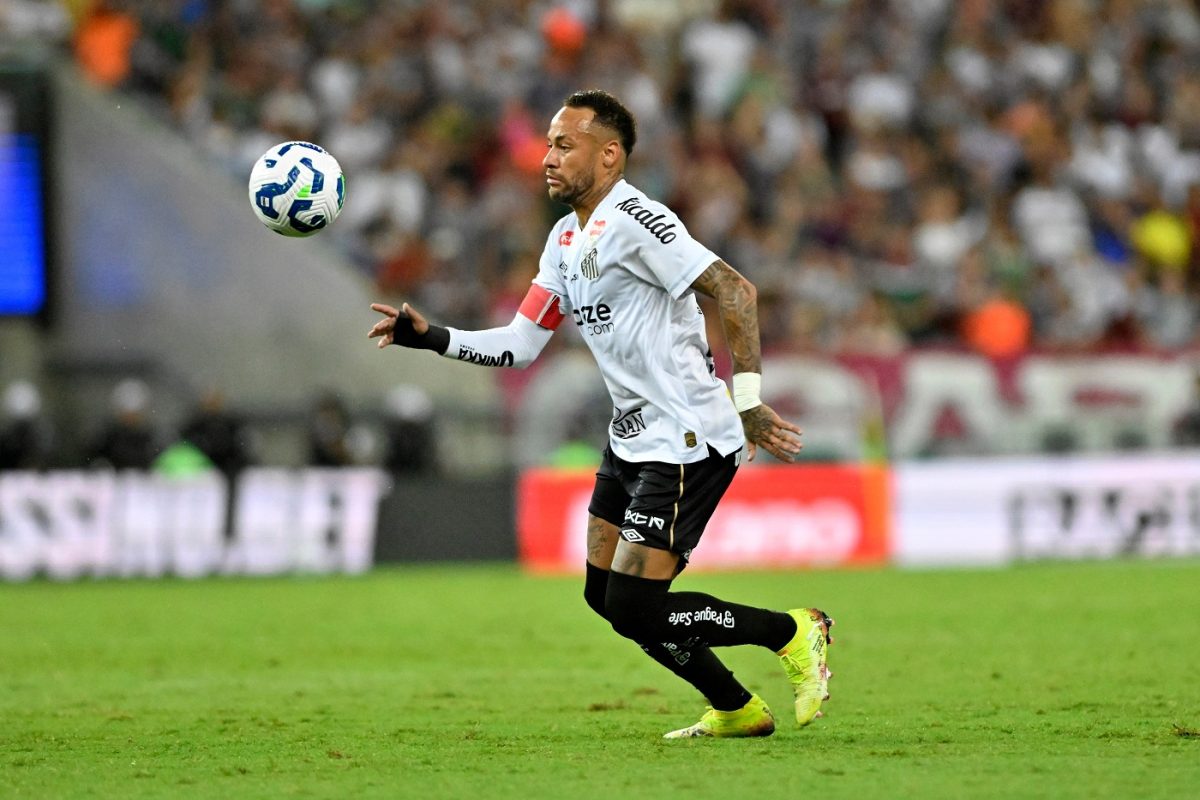 406 milliárd forintos örökség várhat Neymarra – egy ismeretlen milliárdos teljes vagyonát hagyta rá