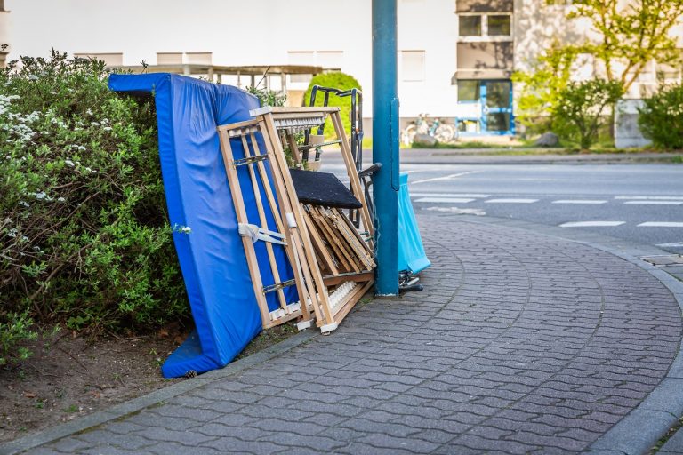 Újabb fontos üzenetet kaptak az óbudaiak a lomtalanításról