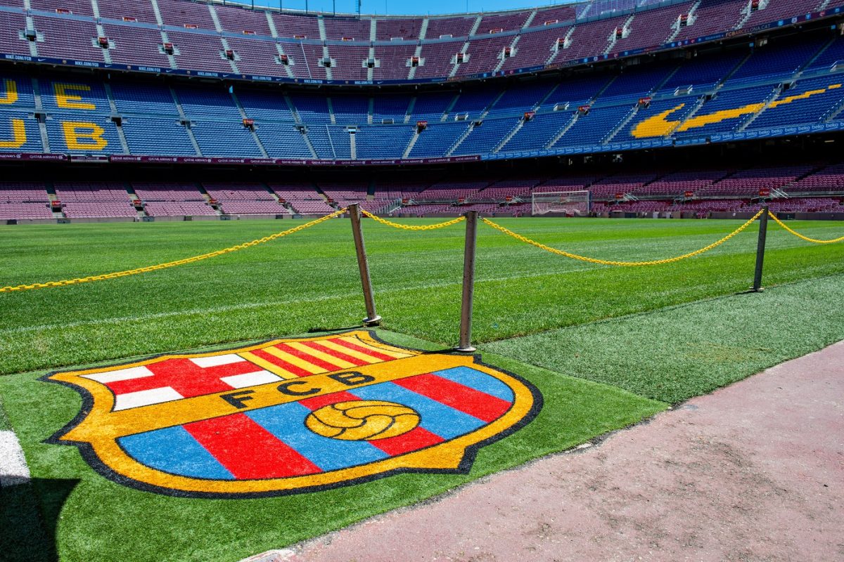 A Manchester City és a Chelsea is figyeli a Barca új 17 éves tehetségét