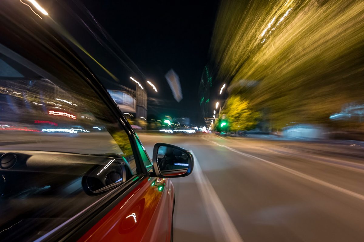 Igen kemény üzenetet kaptak a magyar utakon illegálisan versenyző életveszélyes sofőrök