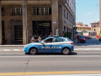 Új információk érkeztek a Szicíliában megerőszakolt magyar turistalányokról